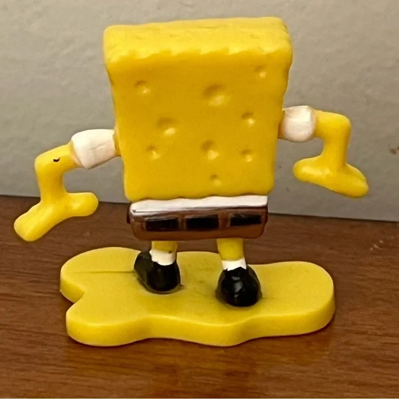 SpongeBob‎ SquarePants Yellow Toy Figure Viacom 2004 Vintage Vibrant Yellow - Picture 3 of 8
